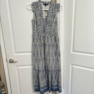 Blue Paisley Sleeveless Maxi Dress